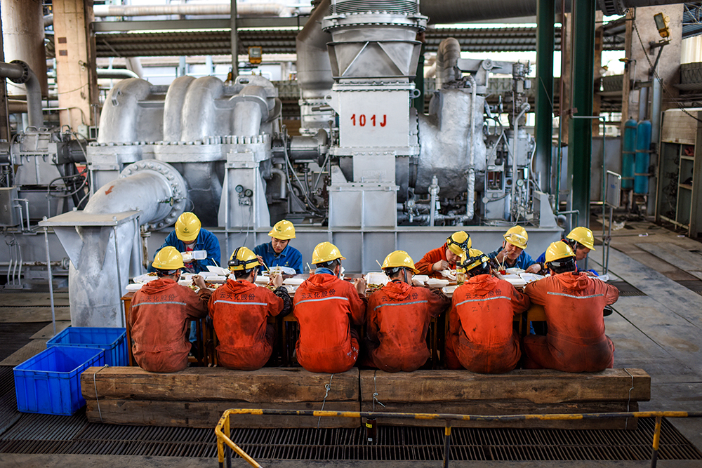 检修现场临时餐桌